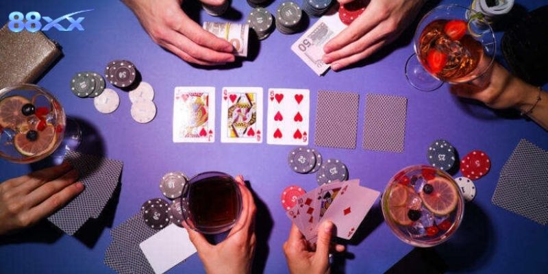 Khái niệm Chinese Poker Pineapple cực dễ hiểu
